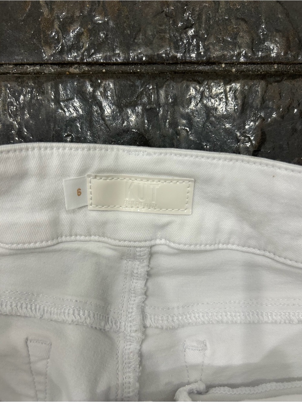 KUT From The Kloth Ana White High Rise Flare Jeans Size 6 - Picture 4 of 7